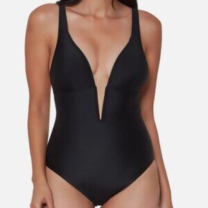 NWT! Bar III Black Plunge V-Wire One Piece Swimsuit NEW!